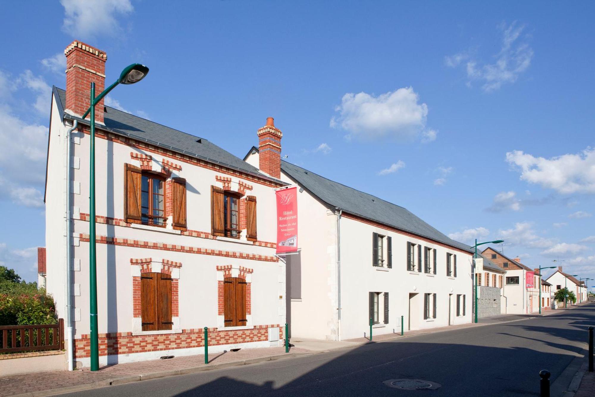 Logis Hotel Terre De Loire ベルヴィル エクステリア 写真