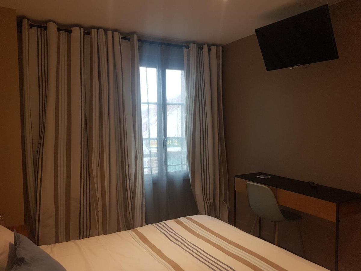 Logis Hotel Terre De Loire ベルヴィル エクステリア 写真