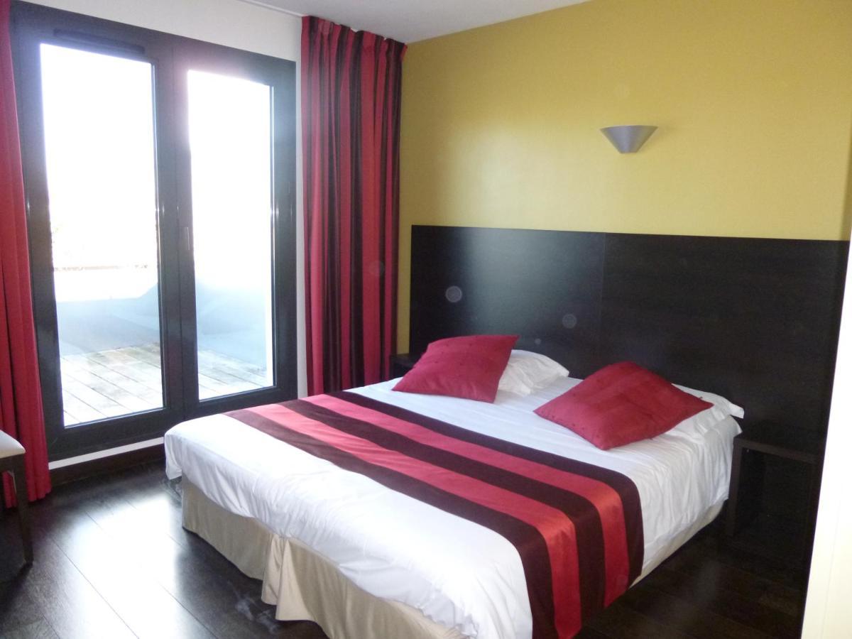 Logis Hotel Terre De Loire ベルヴィル エクステリア 写真